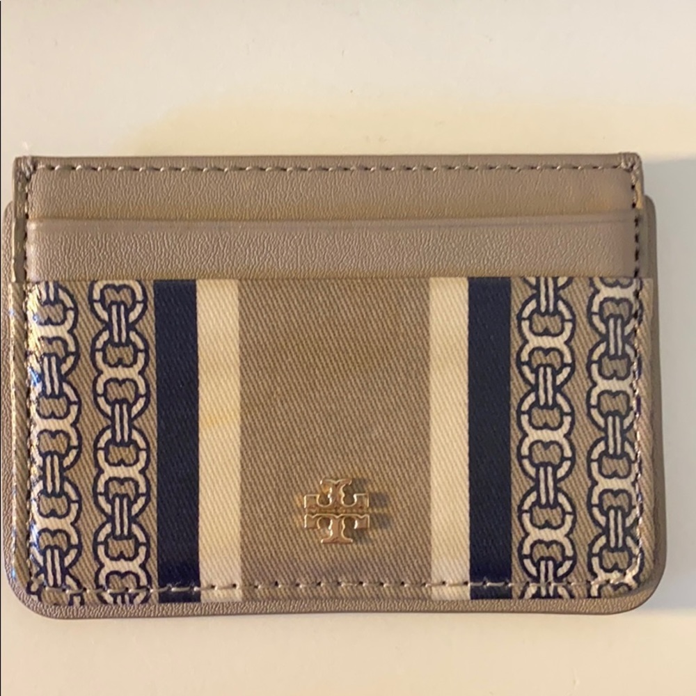 Tory Burch Gemini Link Card Holder in French Gray